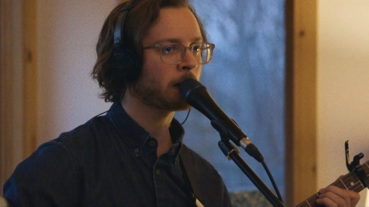 Sam Skinner - Friend (Official Live Session)