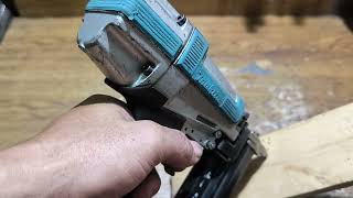 SOLD!!!!!!! Makita AF502 Pneumatic Brad Nailer (Used/Imported), Contact 0902871114 or Zalo