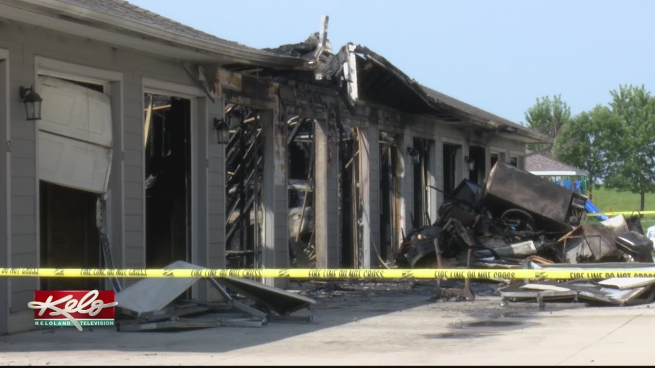 Garages Destroyed In Hartford Fire - YouTube