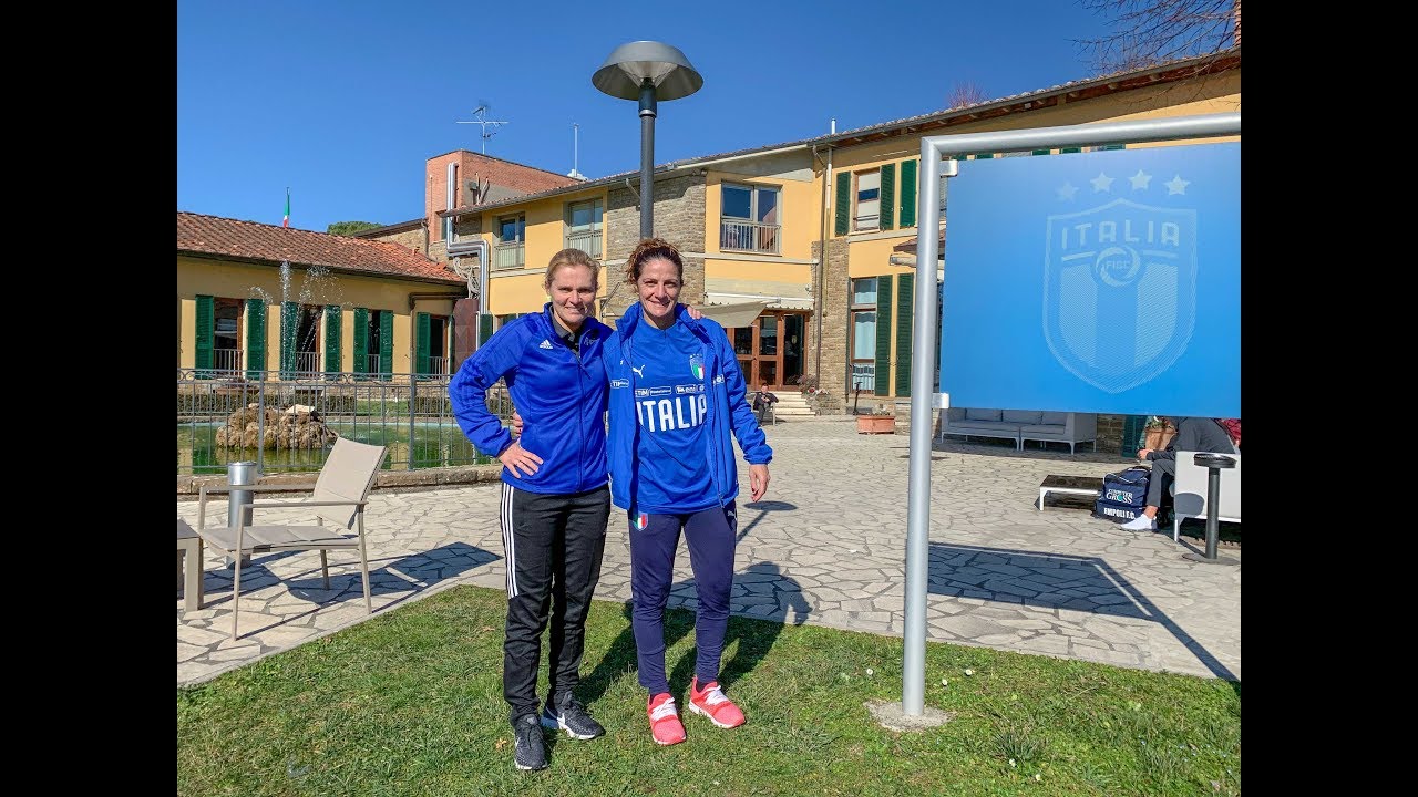 كرة القدم العاب Wiegman and Panico: a friendship flourishing in Florence