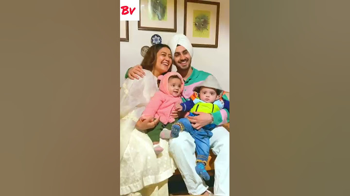 Nehha Kakkar with babies Hubby Rohanpreet Singh cute 😍😘😘 Neha with family 😂 #shorts #youtubeshorts