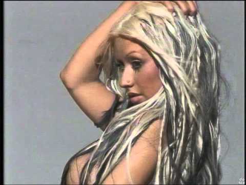 Aguilera photoshoot christina nude Christina Aguilera