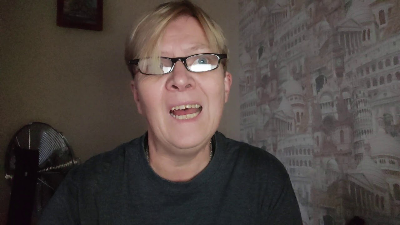 [а он такой шасть в приемную] - YouTube