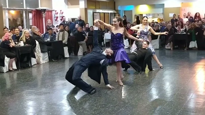 Fernando Santillan y Andrea Metz -  Show "Pies Dan...