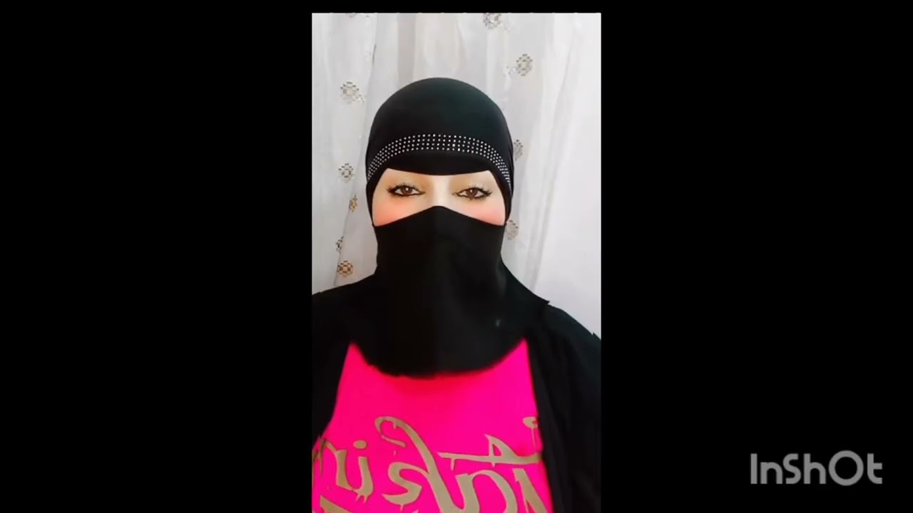 جوزي وعياله بيبدلو عليه هرونى من وراء وقدام 