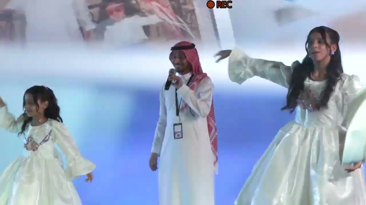 نشيد عشنا معاها اداء ابراهيم ابوجبل | في حفل السنوية 14 للقناة