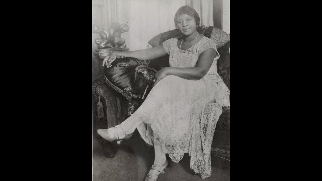 Sarah Rector, la primera niña negra millonaria - YouTube