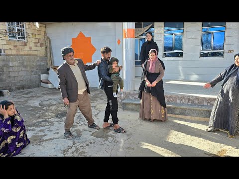 Hazine Avcıları Gözlerden Kaçan Define Dolu Oymayı Açıyorlar !!!