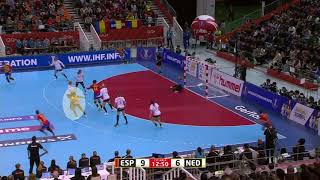 Preventing the third phase during fast play | Video analysis | IHF Education Centre