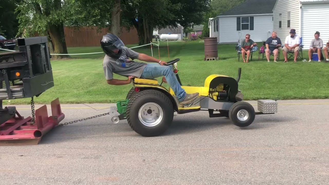 Elkhart garden tractor pullers, Anson Hochstetler in wolf lake with 3 tractors YouTube