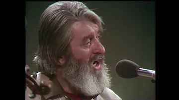 The Band Played Waltzing Matilda - The Dubliners featuring Ronnie Drew