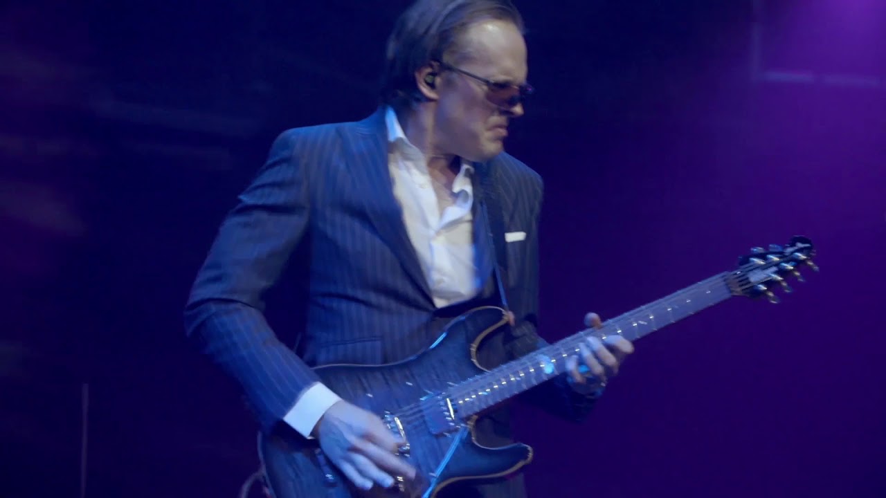 Bonamassa Guitar Solo from Mountain Time at the Royal Albert -