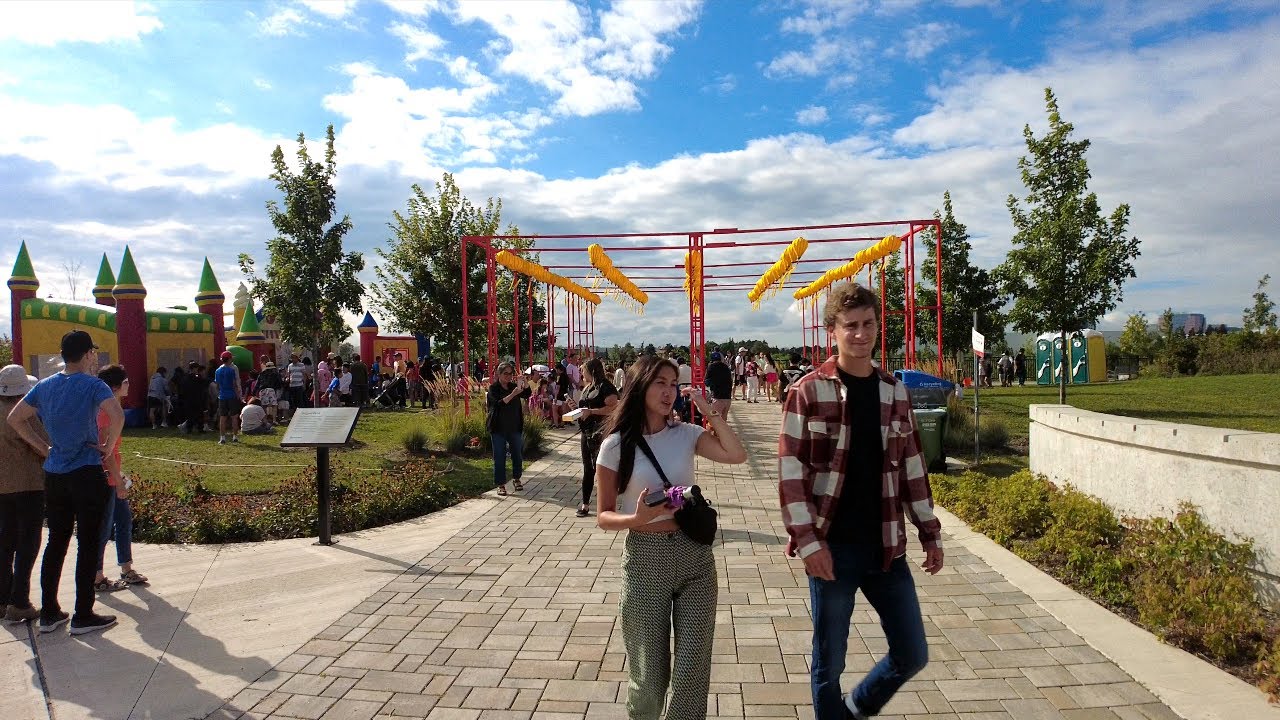 Walking in Mississauga | Asian Lantern Festival at Saigon Park・4K