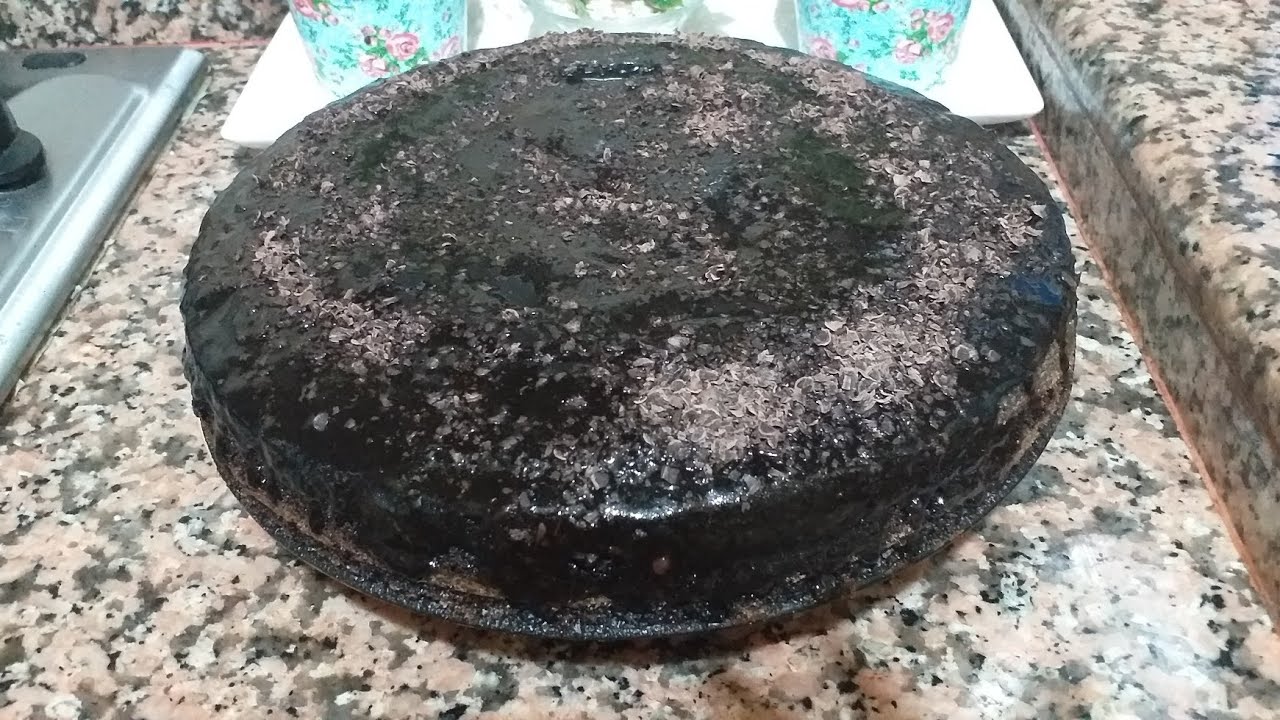 جبت ليك الكيك المدهش💥علاش كتقلبي/كيك الكاكاو بصوص خطير باش تجيك الكيك مسقية و لذيذة