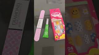 New cheap nails at work@ #life #makeup #work #vlog #nails #naildesign #nailart @KissProductsInc