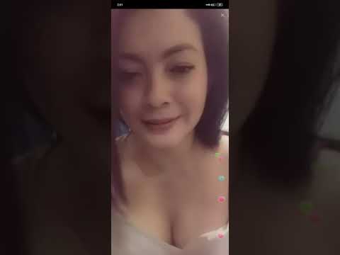 BIGO LIVE HOT - Tante REVA goyang bikin tegang