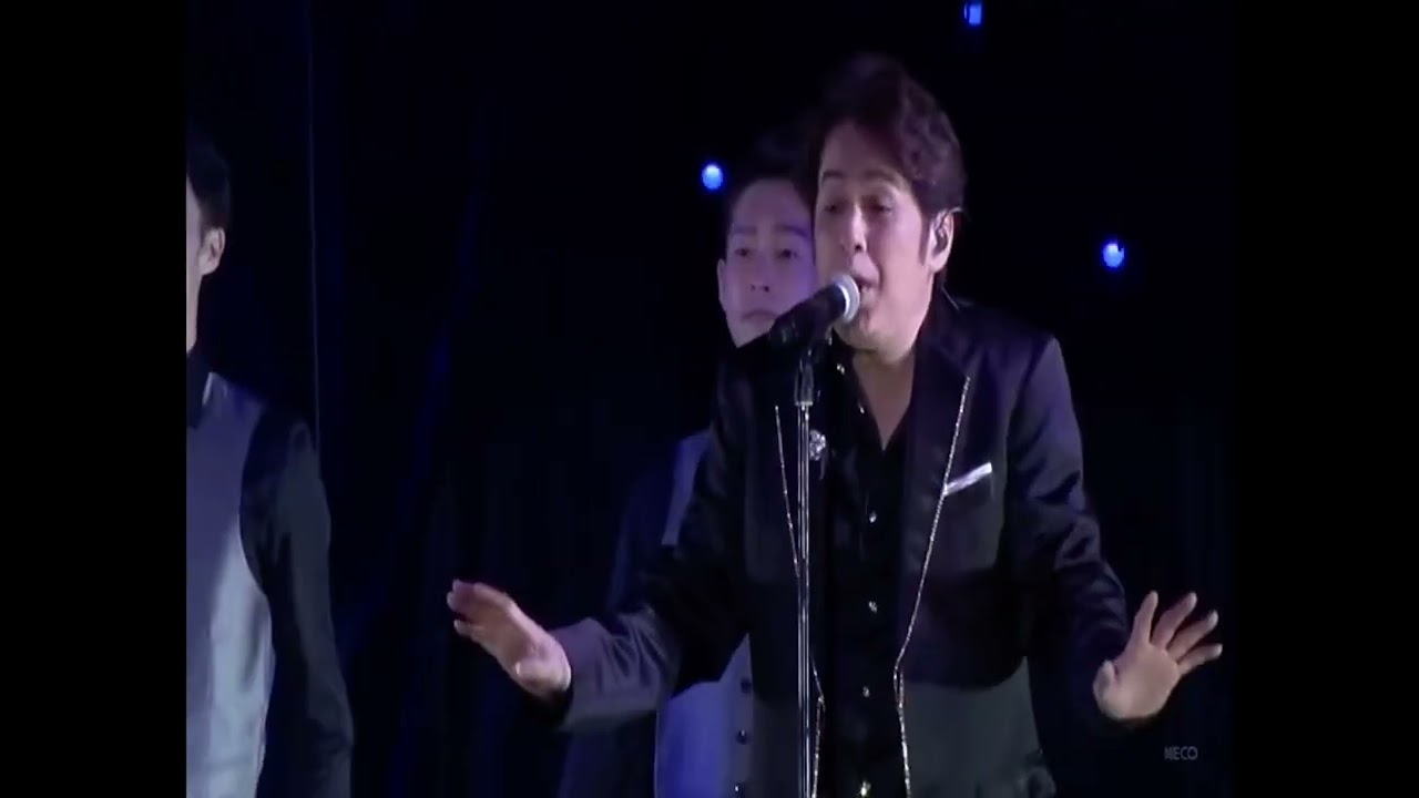 2022 2人の仮面舞踏会