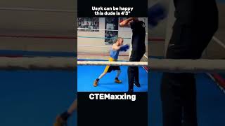 Usyk can be happythis dude is 4'3