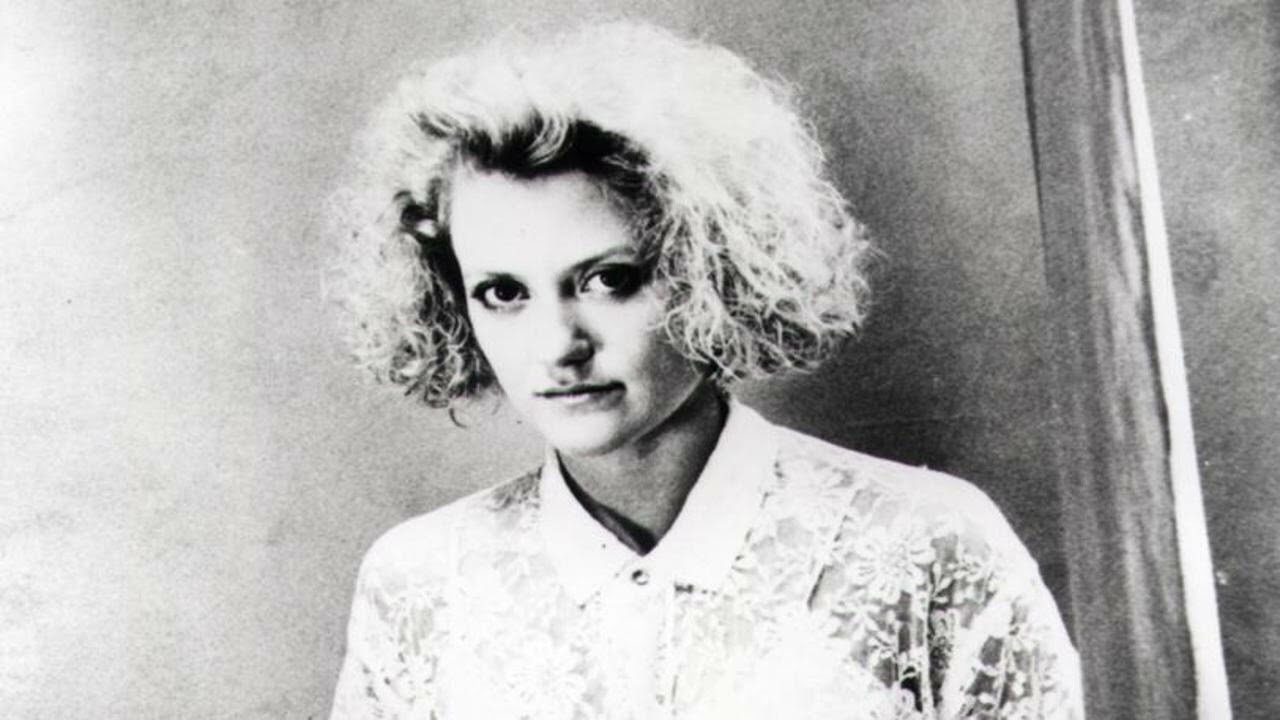 Virginia Astley - It's Too Hot To Sleep {1983} - YouTube