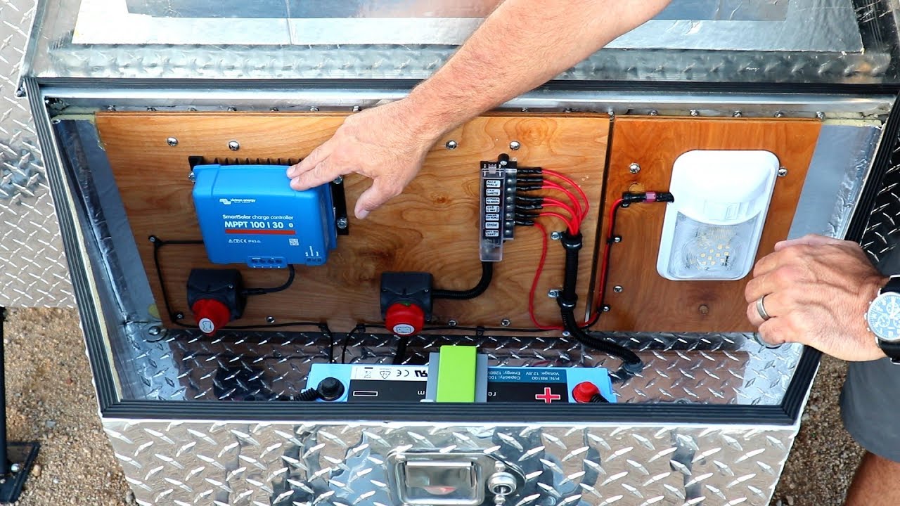 How to Build a DIY Travel Trailer: 12V Electrical, lithium battery (Part 10...