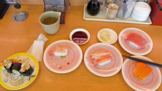 Abbuffata di sushi a Tokyo