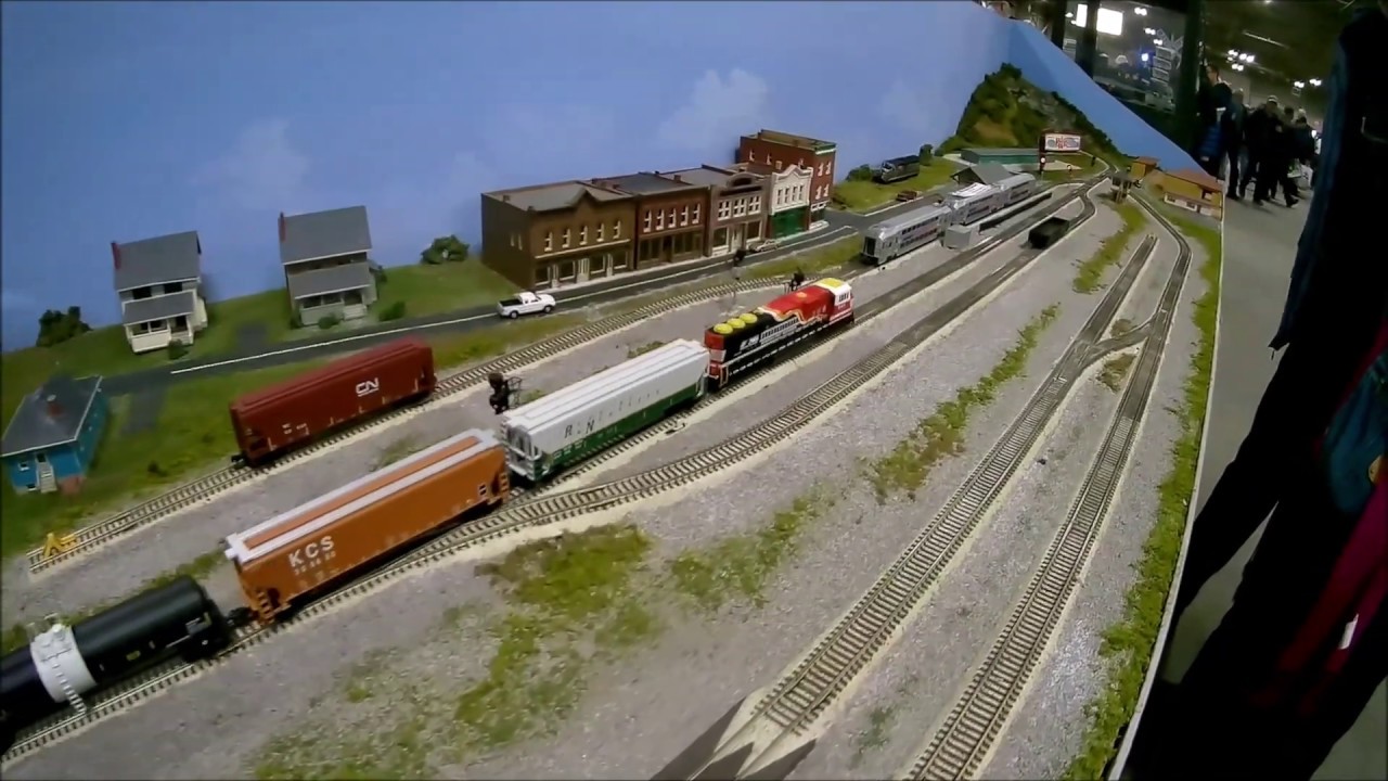 Nice N Scale model railroad at the Amherst Train Show YouTube