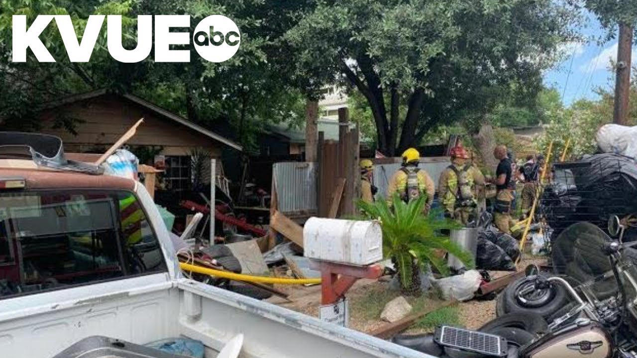 2 dead after being pulled from South Austin house fire - YouTube