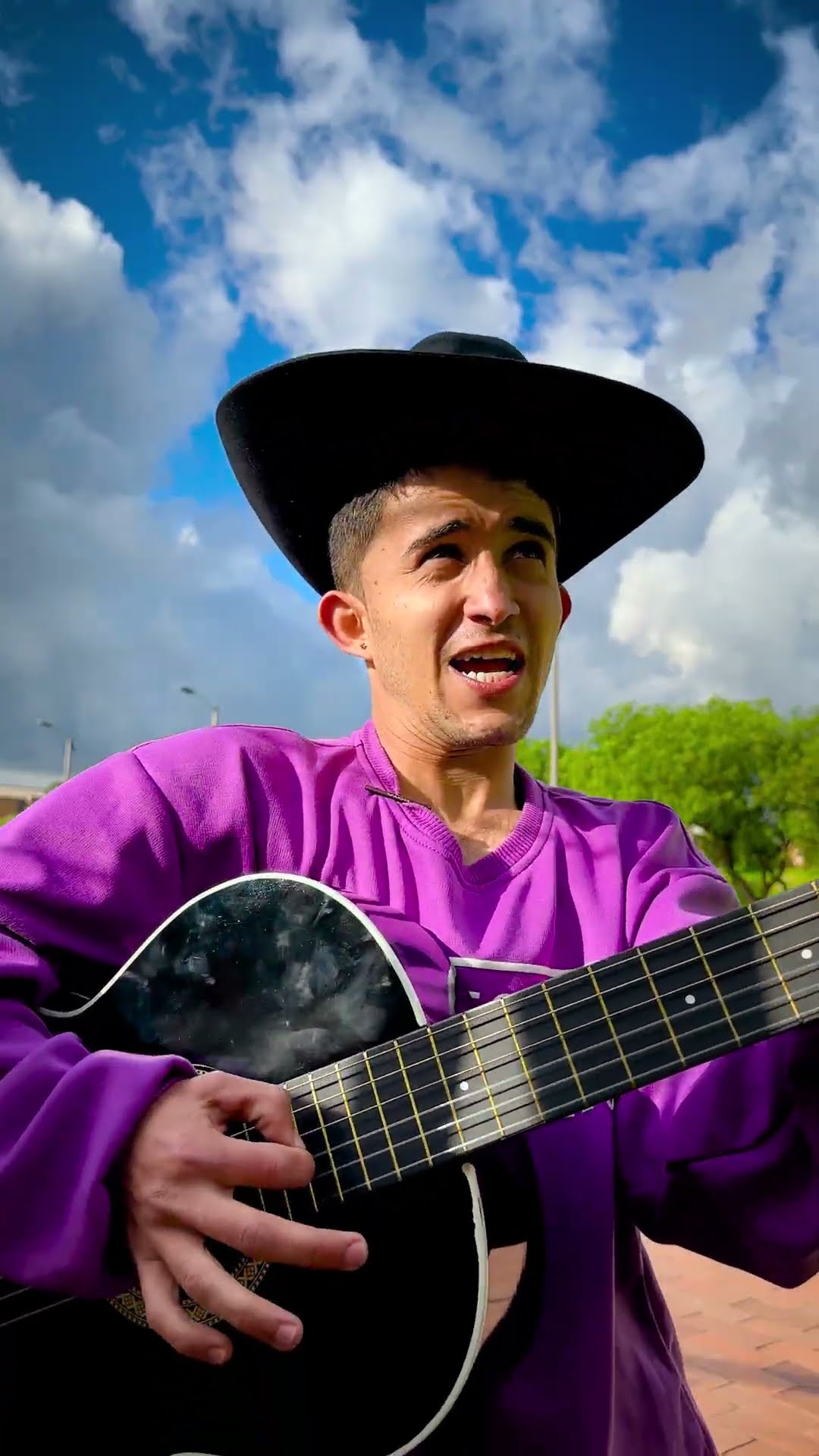 SERENATA A PIPELINA @SantiMusicOficial @CAMILOAGUILLONN  #santioficial #santi #funny