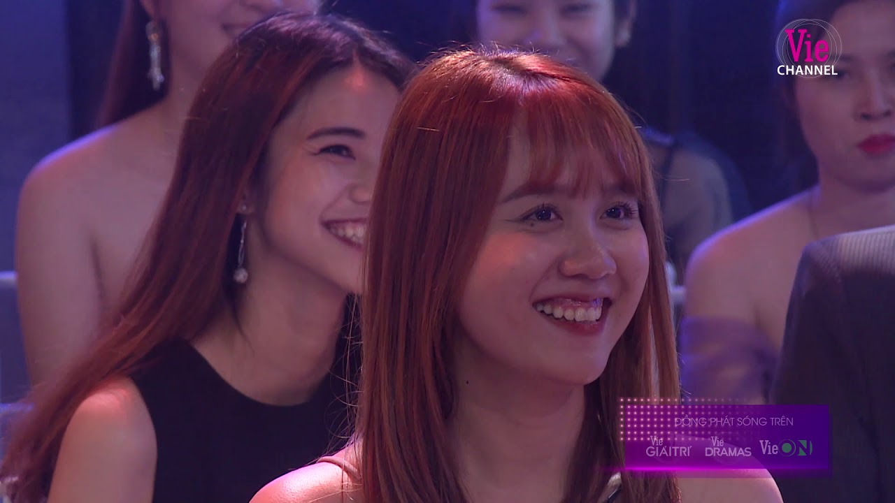 Vinh Khuất hoạt náo sân khấu Sóng 20 với ca khúc 