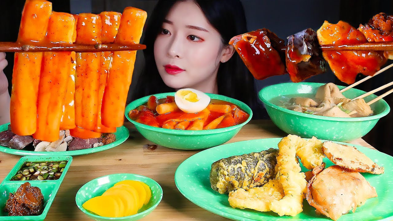 40년 전통 시장 떡볶이 순대 튀김 어묵 먹방 | KOREAN STREET FOOD FEAST FROM TRADITIONAL MARKET * TTEOKBOKKI MUKBANG