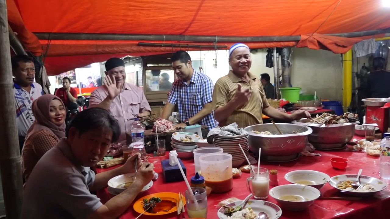 Best Indonesian Street Food - EXTREME GOAT ORGAN SOUP -  Sop Kaki Kambing! | Mark Wiens