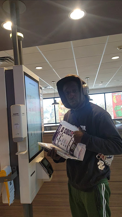 D i d you see the Bible 📖 The Sceen $aver 🙌 #libros #dance #trending #rnb @angelserenity #rdltv