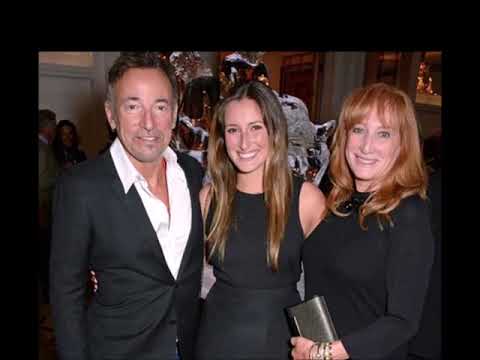 Video: Patti Scialfa netto waarde: Wiki, Getroud, Familie, Trou, Salaris, Broers en susters