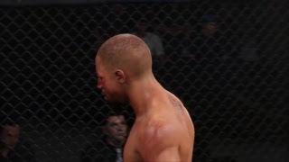 UFC 2: 2nd Career Mode - Carlos 'Super' Martinez vs Robert Whittaker - 1st Title Defense