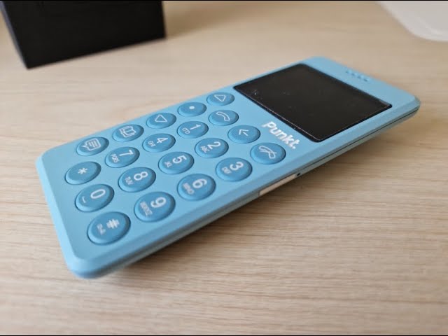 Punkt. MP02 ライトブルー Punkt MP02 phone in light blue review - YouTube