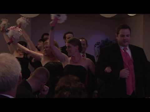 Doug & Libby's Fun Wedding Entrance Dance