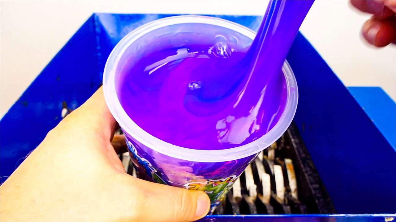 Shredding SLIME, SILLY STRING & VELOCIRAPTOR Skull