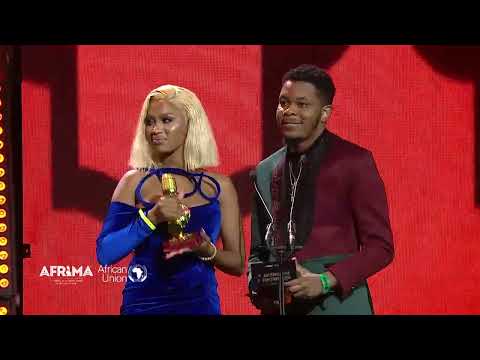 Manal Claims Northern Africa’s Best Female Artiste with 3Iytou Lbouliss