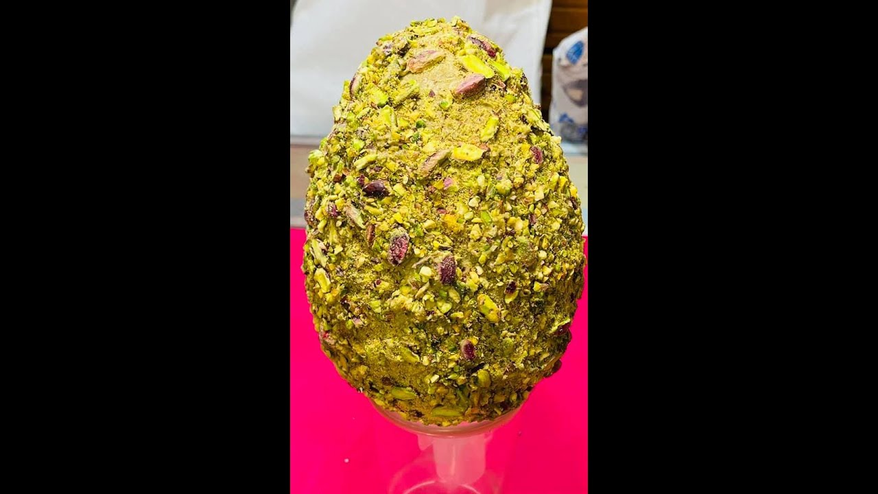 uovo di pasqua super pistacchioso