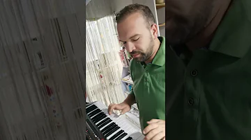 يا شباب يا بنات كارول سماحة يا شباب يا بنات كارول سماحة