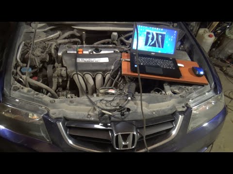 Video: Kako mogu dodati motorno ulje u svoju Hondu Accord?
