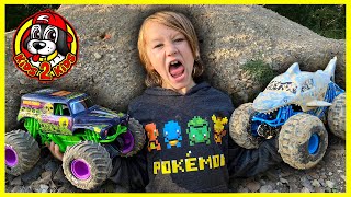 Who Would Win?! Megalodon Storm vs. Grave Digger Freestyle Force!  Monster Jam RC Truck Toys