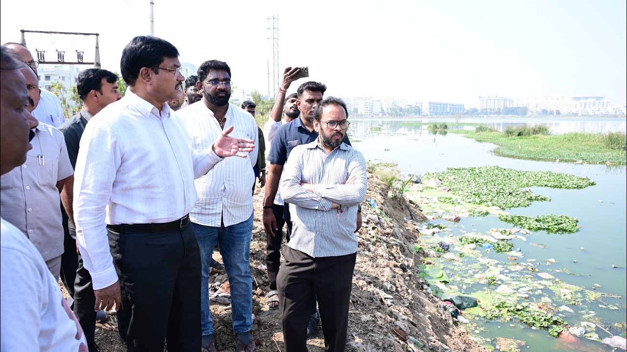 HYDRAA Commissioner AV Ranganath garu inspected Ambeer Lake 