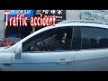 交通事故合集瞬間中國2021第161期：面对逊色车技，女司机自己都笑了.每天看一看，開車更安全。