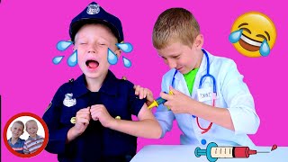 Doctor Set Toys | SMARTY-PANTS! | Mike and Jake Pretend Play | Doctor Kit  डॉक्टर सेट | العاب دكتور