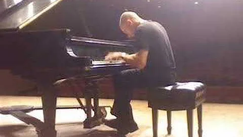 Paul Barnes - Philip Glass Akhnaten