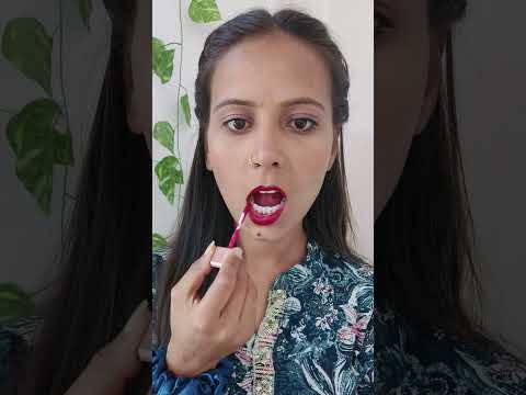 Try this lipstick hack OMG plum lips 😱😳 #shortvideo#shortsvideo#hack #viral