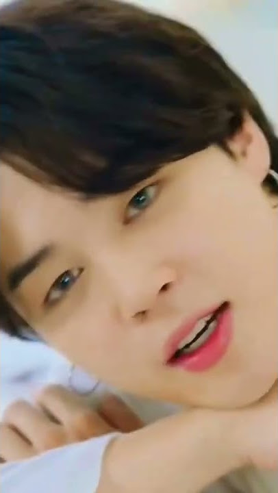 Cute Jimin is saying goodnight 💖