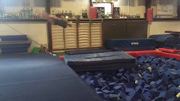 Sari Thaler - Triple Full, 2 1/2, Rudi split jump