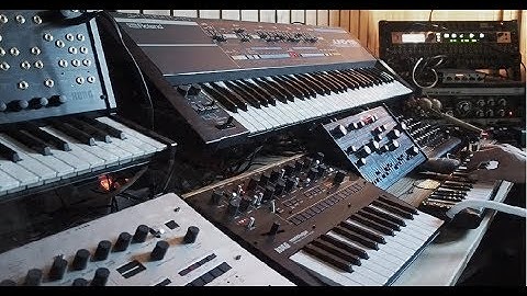 Luss - Simple Dub (Melodica, Digitakt, Abyss, ADX1, Mono - & Minilogue, Juno 106, Space Echo)